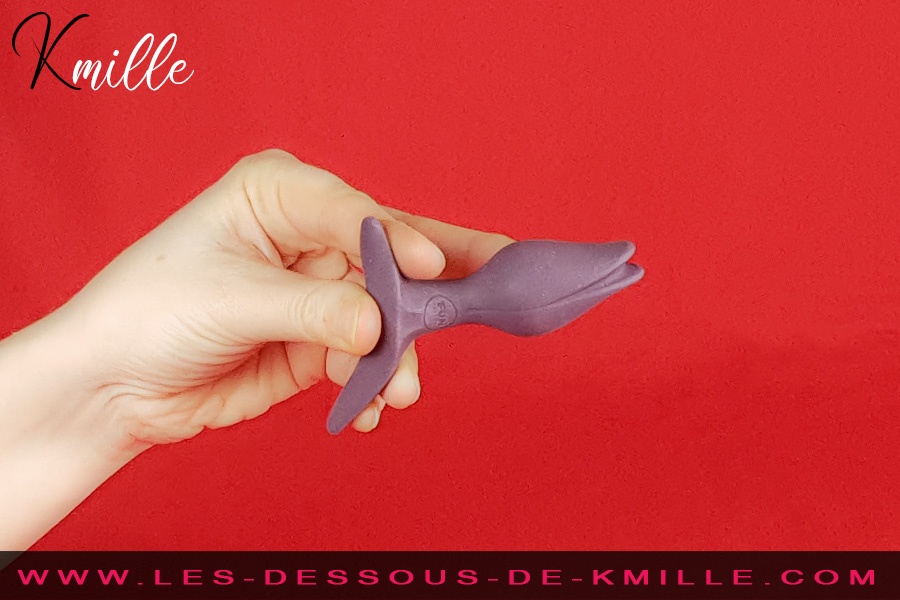 Les tests de Kmille - Le plug anal Bootie Fem, de Fun Factory. Kmille teste le plug anal Bootie Fem, de Fun Factory.